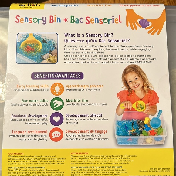 Sensory bin ocean & sand - Picture 4 of 4